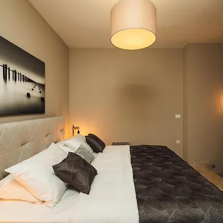 Mit Dachterrassenblick In Der Bucht Von Vakantiehuis